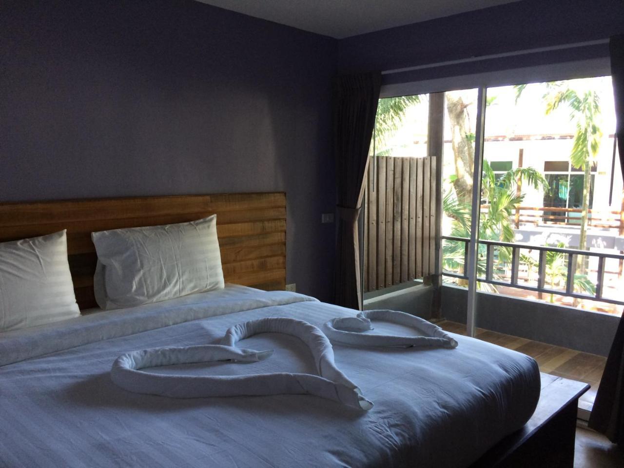Apple Beachfront Resort Trat Exterior foto